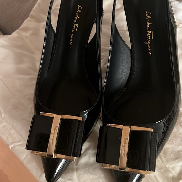 Salvatore Ferragamo Slingback Sandal Black Patent Heels with Gold buckle Size 38 - Picture 15 of 15